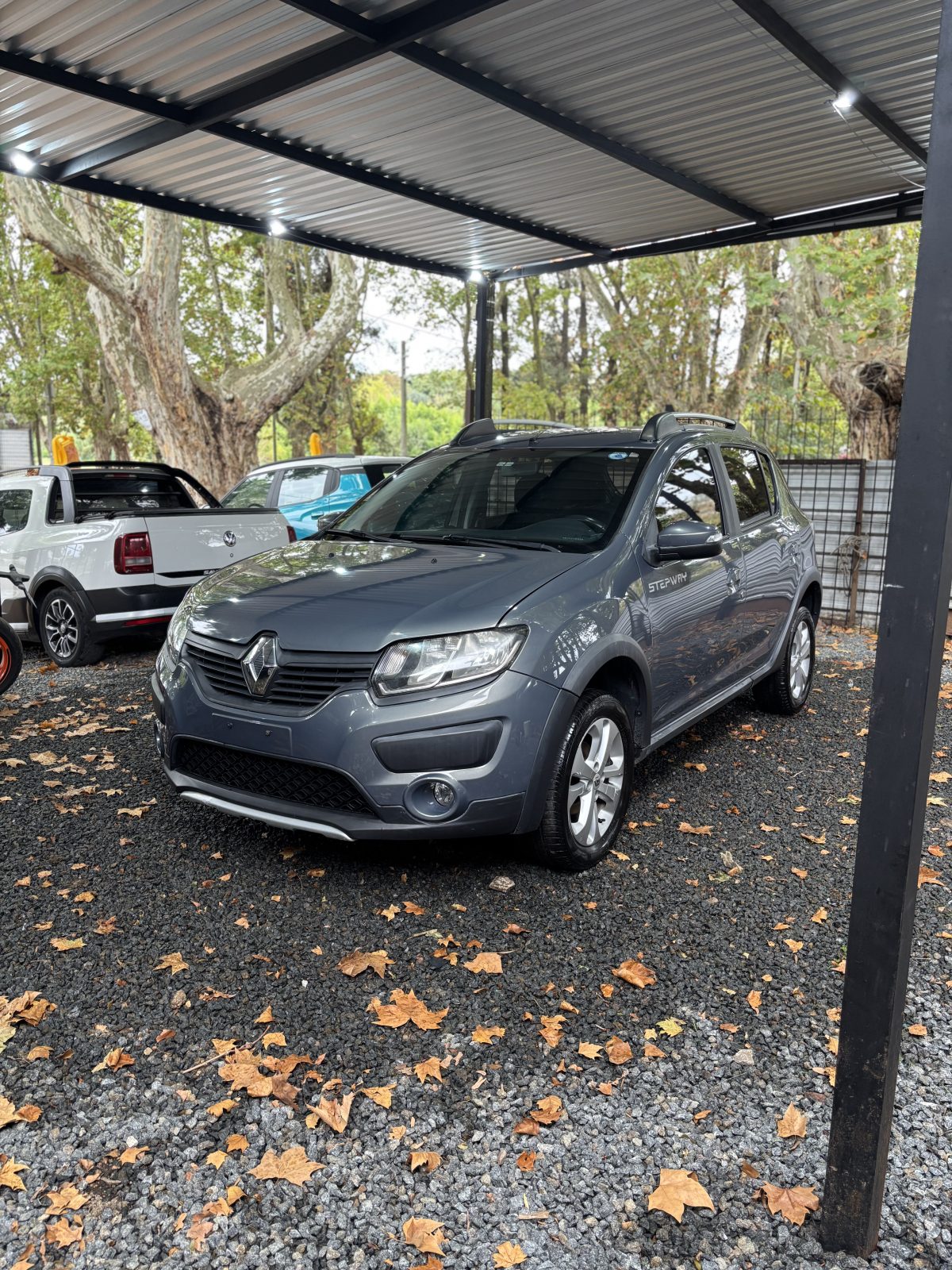 Renault Sandero foto 1
