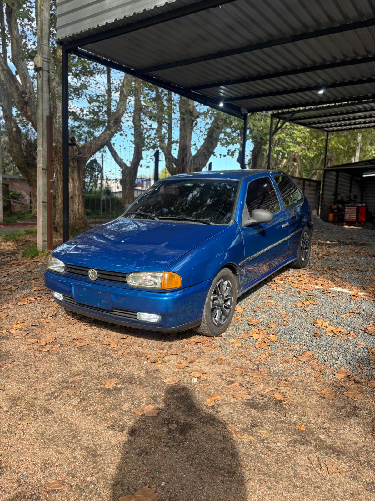 Volkswagen Gol foto 1