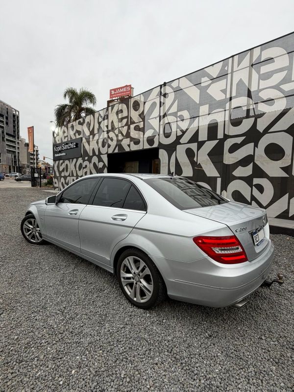 Mercedes Benz C200 w204 foto 4