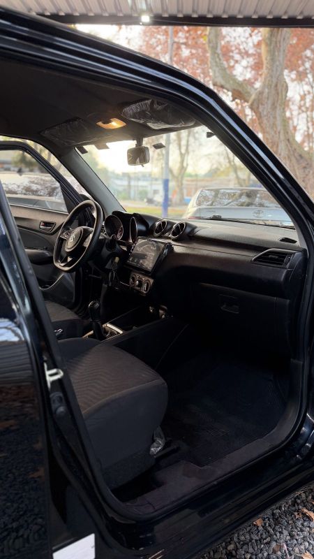 Suzuki Swift foto 10