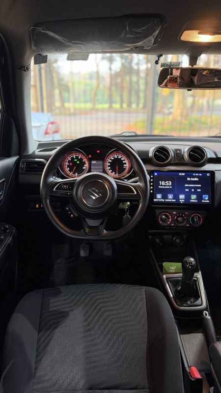 Suzuki Swift foto 13