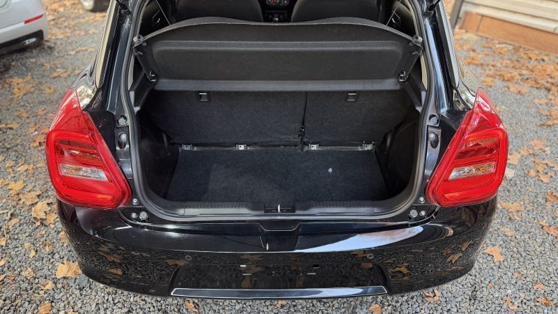 Suzuki Swift foto 14