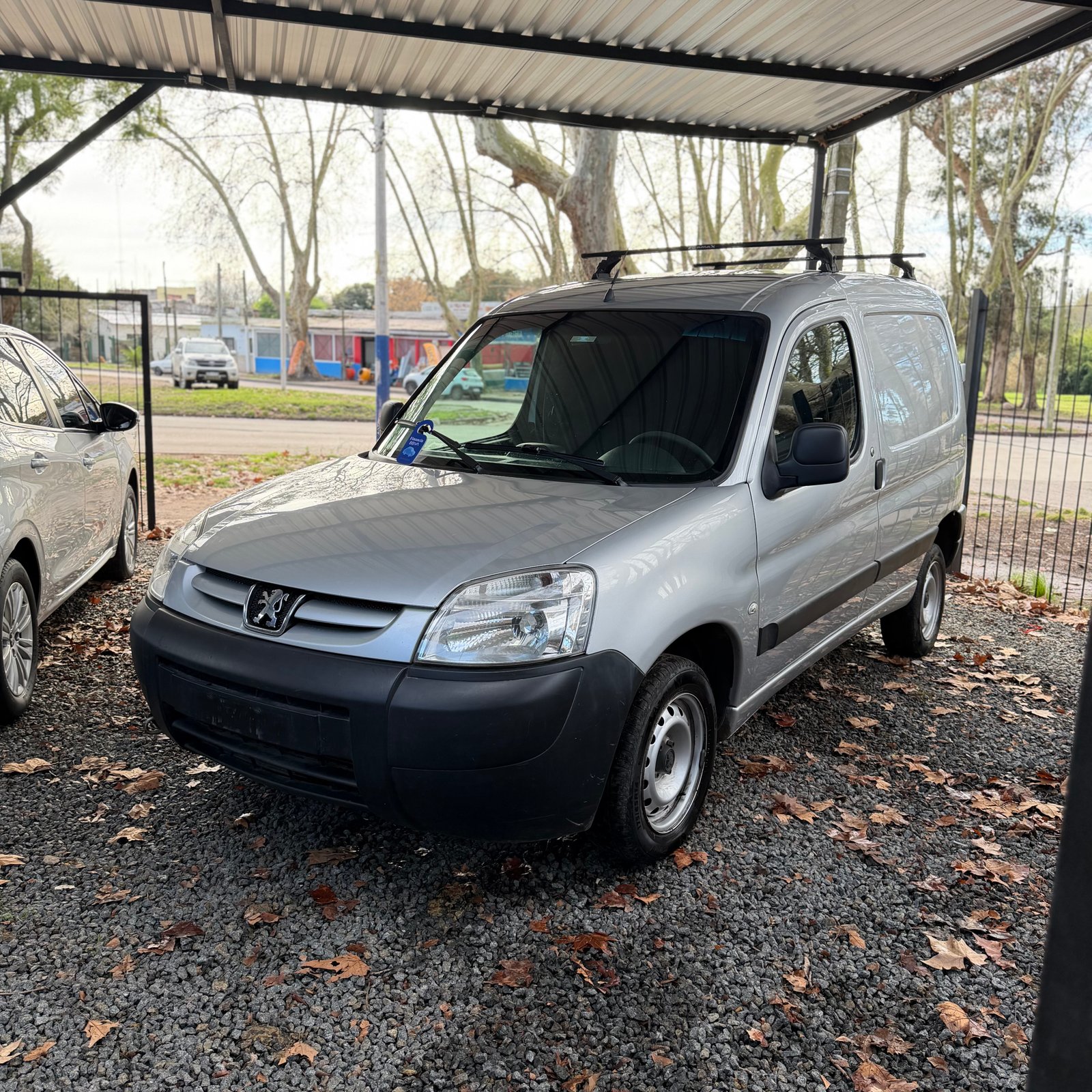 Peugeot Partner foto 1