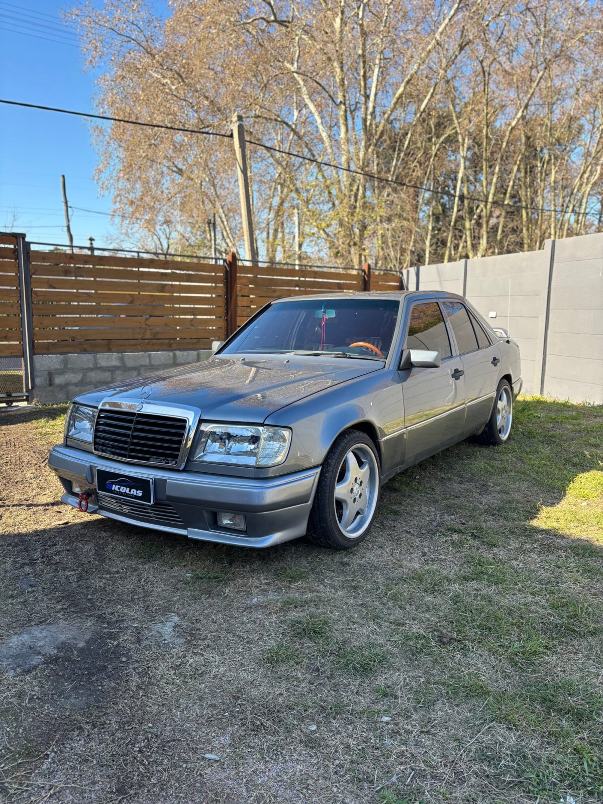 Mercedes Benz 300 foto 1