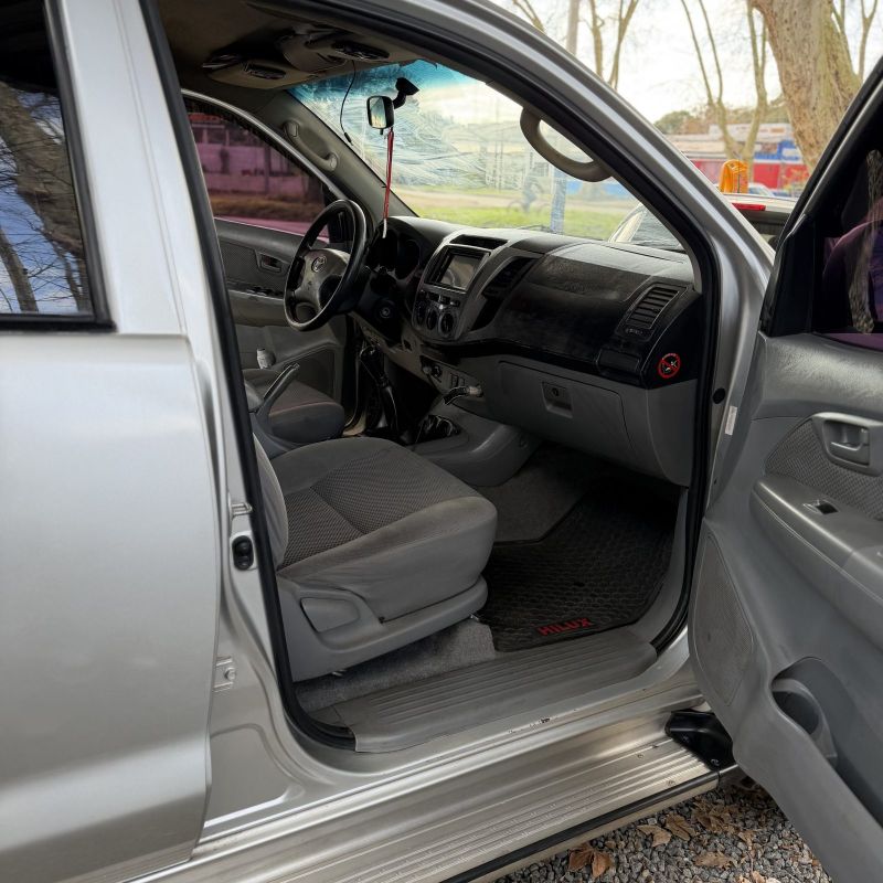 Toyota Hilux foto 9