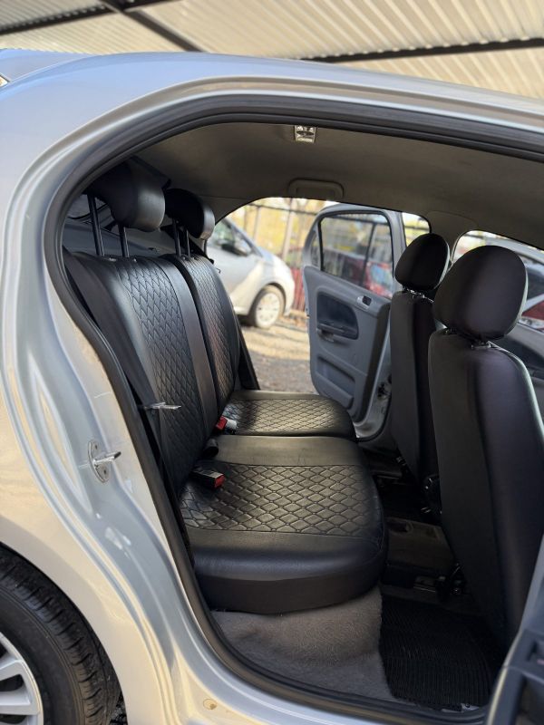 Volkswagen Gol G6 foto 7